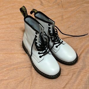 White Dr. Martens Airwait